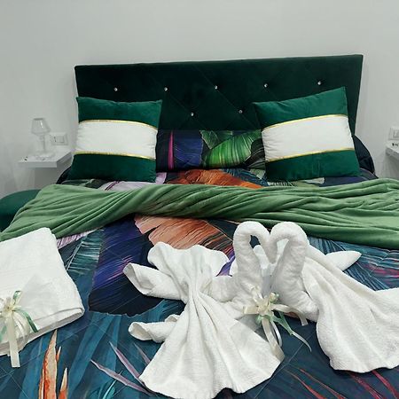 Mary'S Home نابولي المظهر الخارجي الصورة