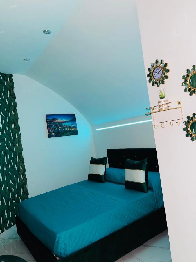 Mary'S Home نابولي المظهر الخارجي الصورة